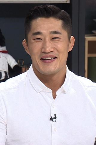 Kim Dong-hyun pic
