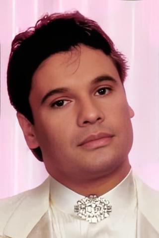 Juan Gabriel pic