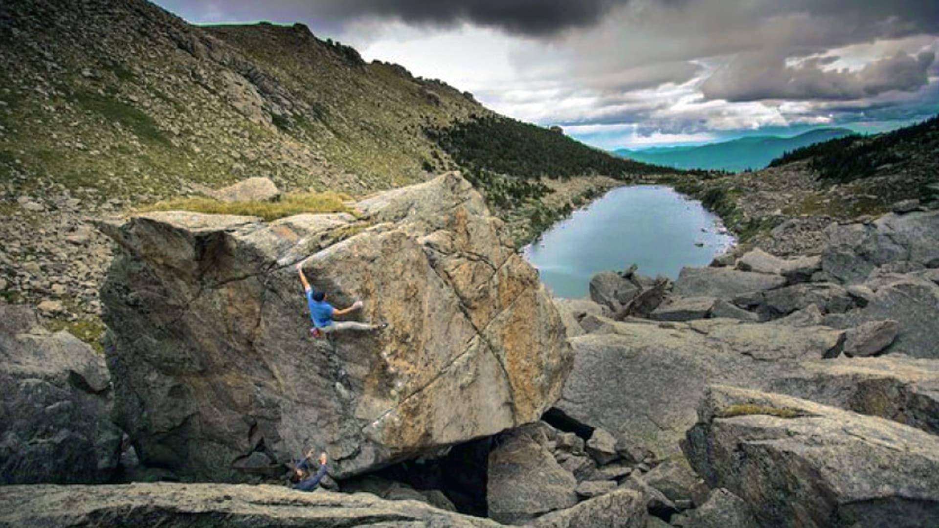 Lincoln Lake Giants backdrop