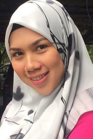 Syafnida Shuhaimi pic