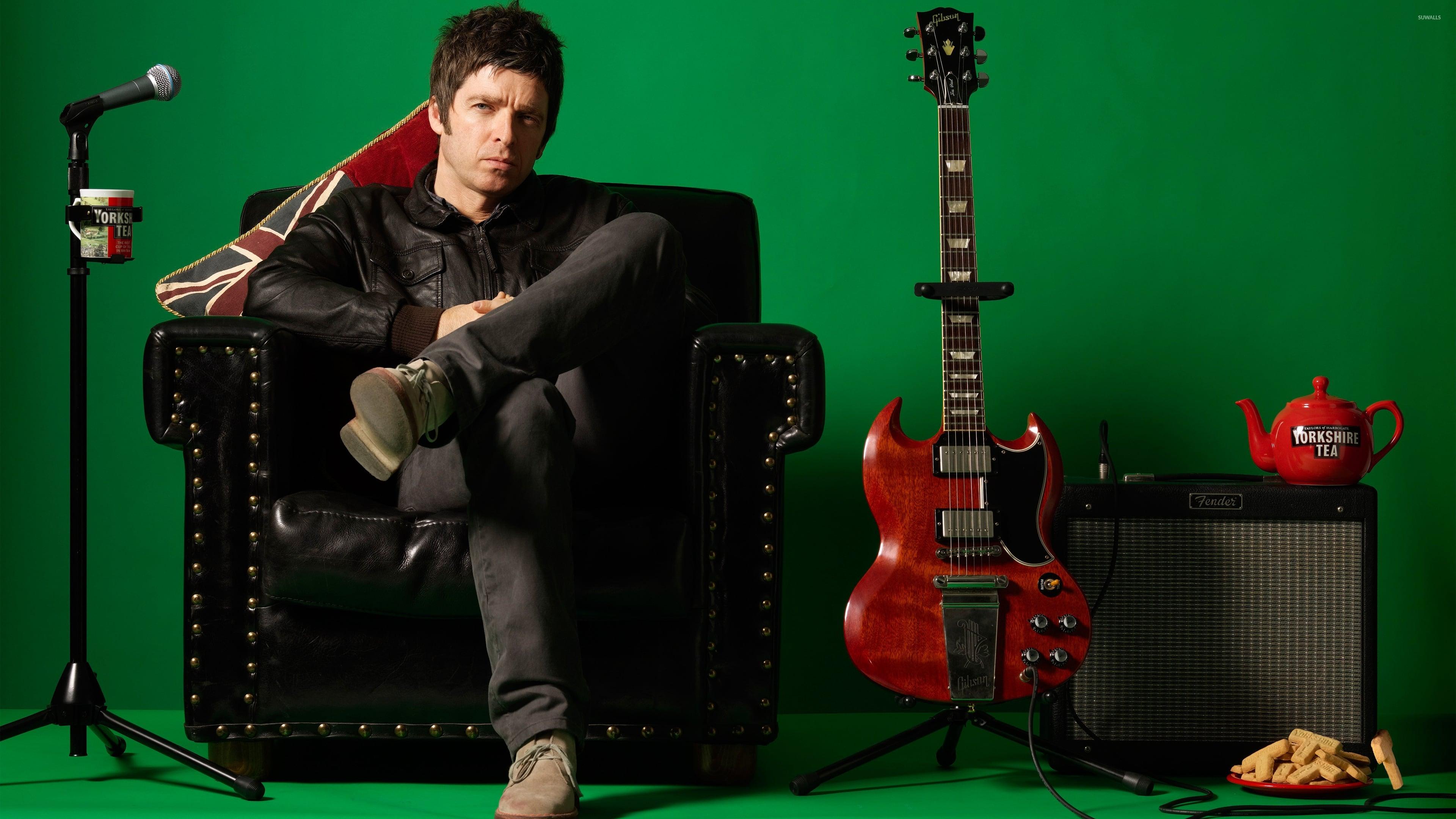 Noel Gallagher's High Flying Birds: Live at BBC Radio Theatre backdrop