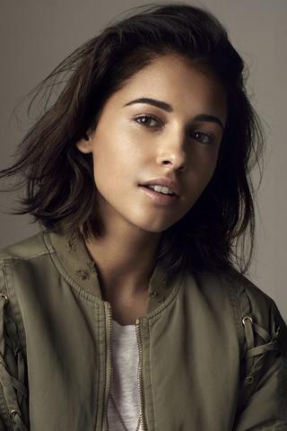 Naomi Scott pic