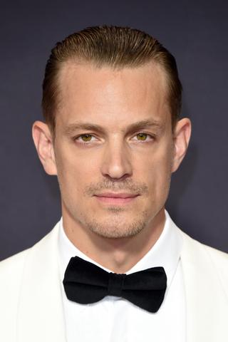 Joel Kinnaman pic