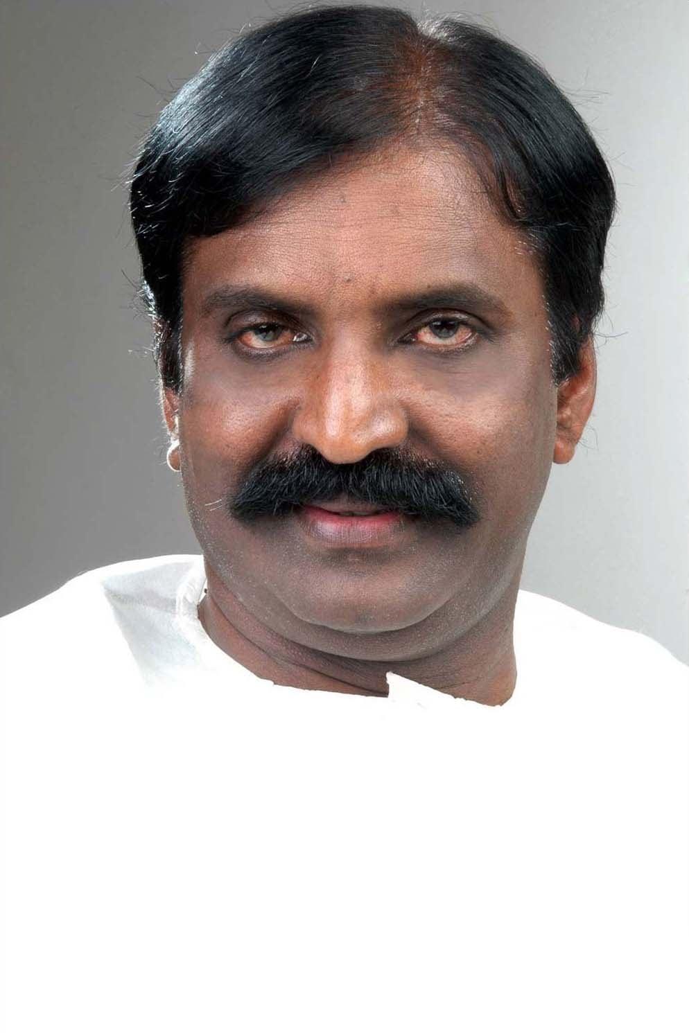 Vairamuthu poster