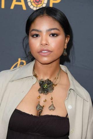 Navia Robinson pic