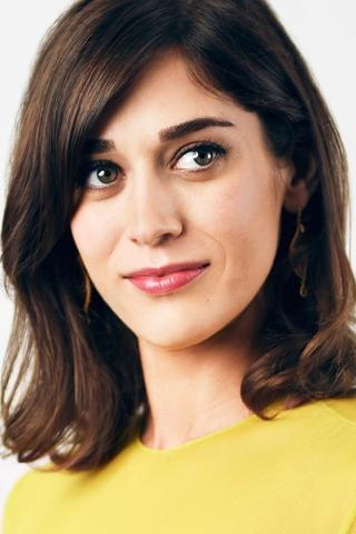 Lizzy Caplan pic