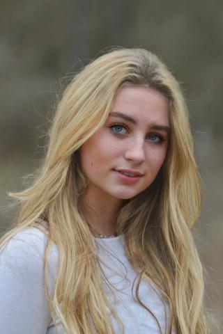 Olivia Langer pic