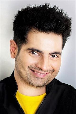 Karan Mehra pic