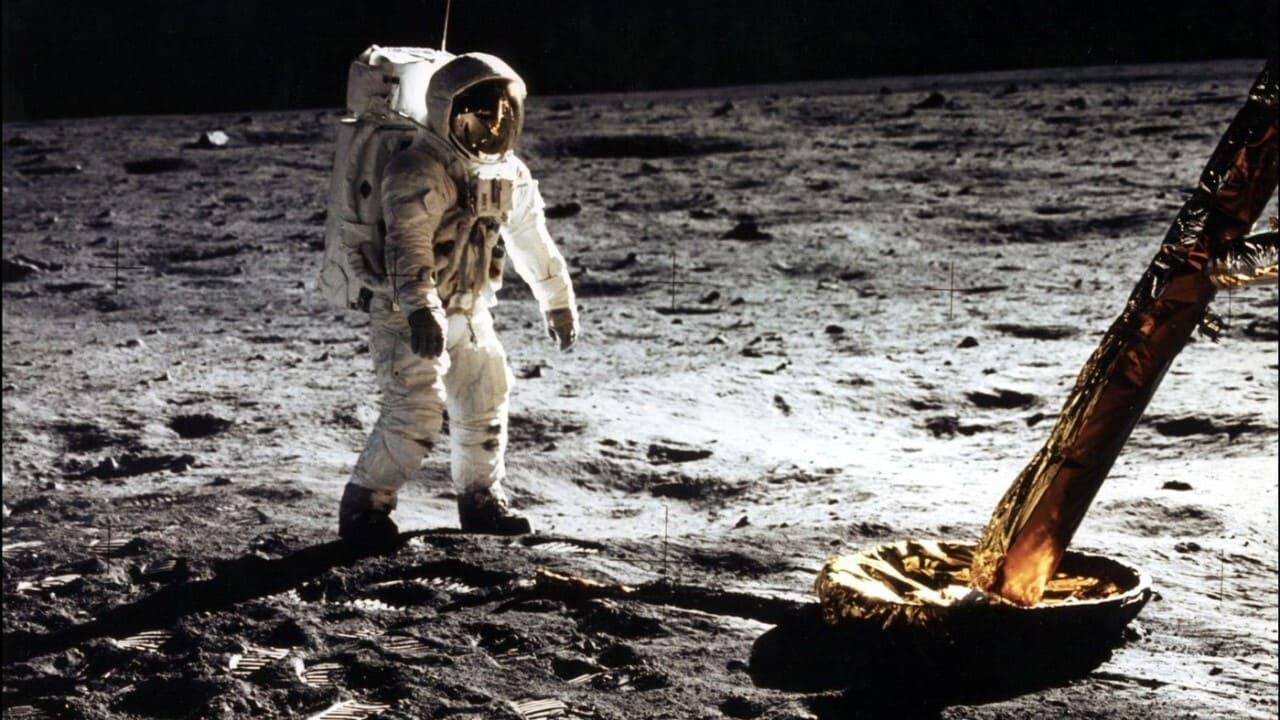 Le premier homme sur la lune : révolution ou canular ? backdrop