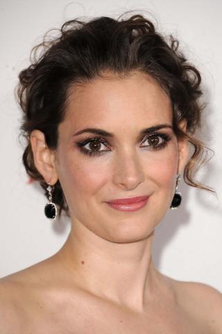 Winona Ryder pic