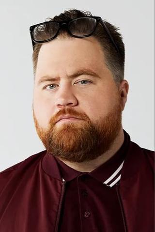 Paul Walter Hauser pic