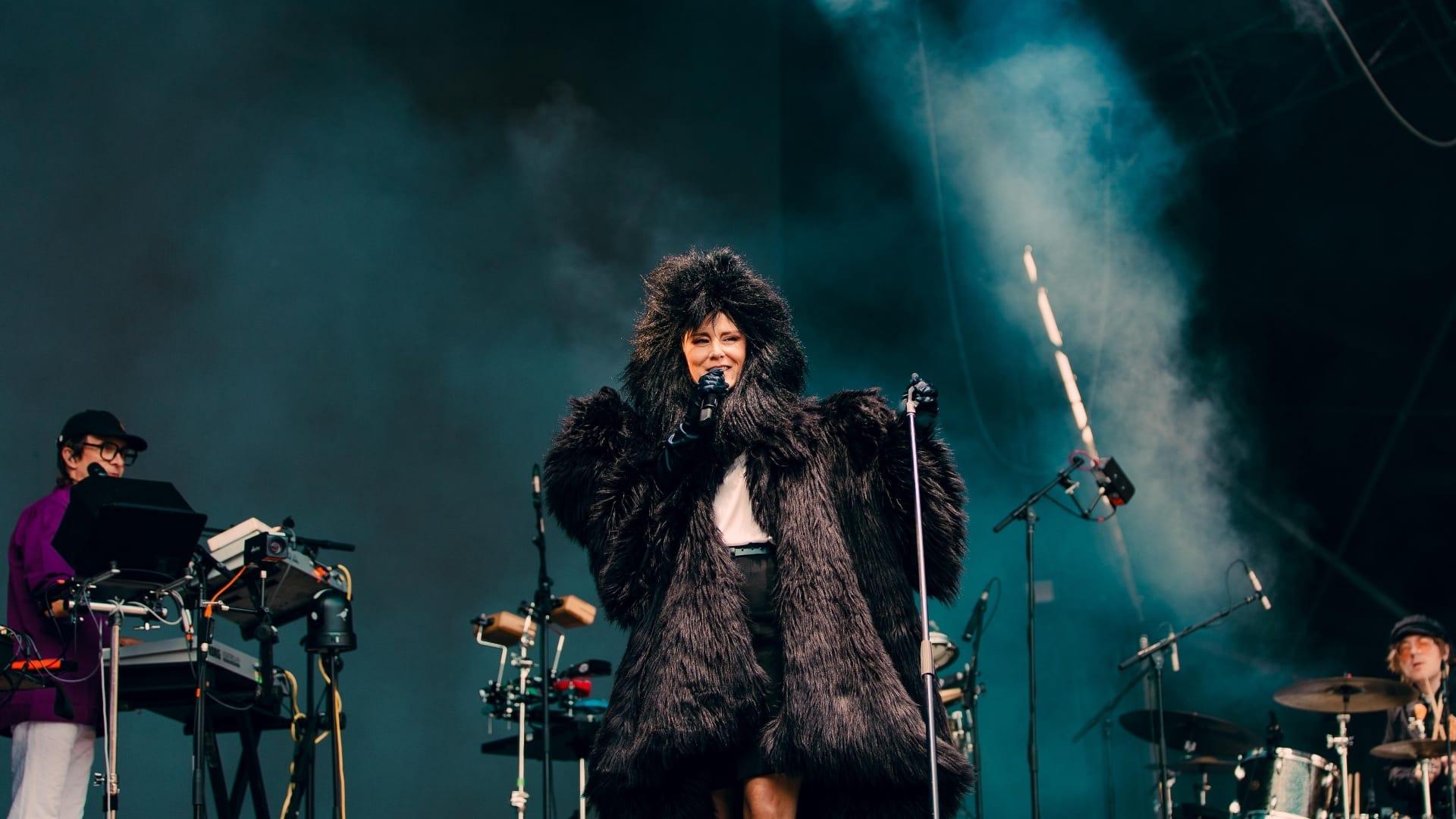 Róisín Murphy backdrop