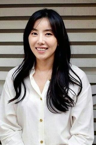 Park Ji-yeon pic
