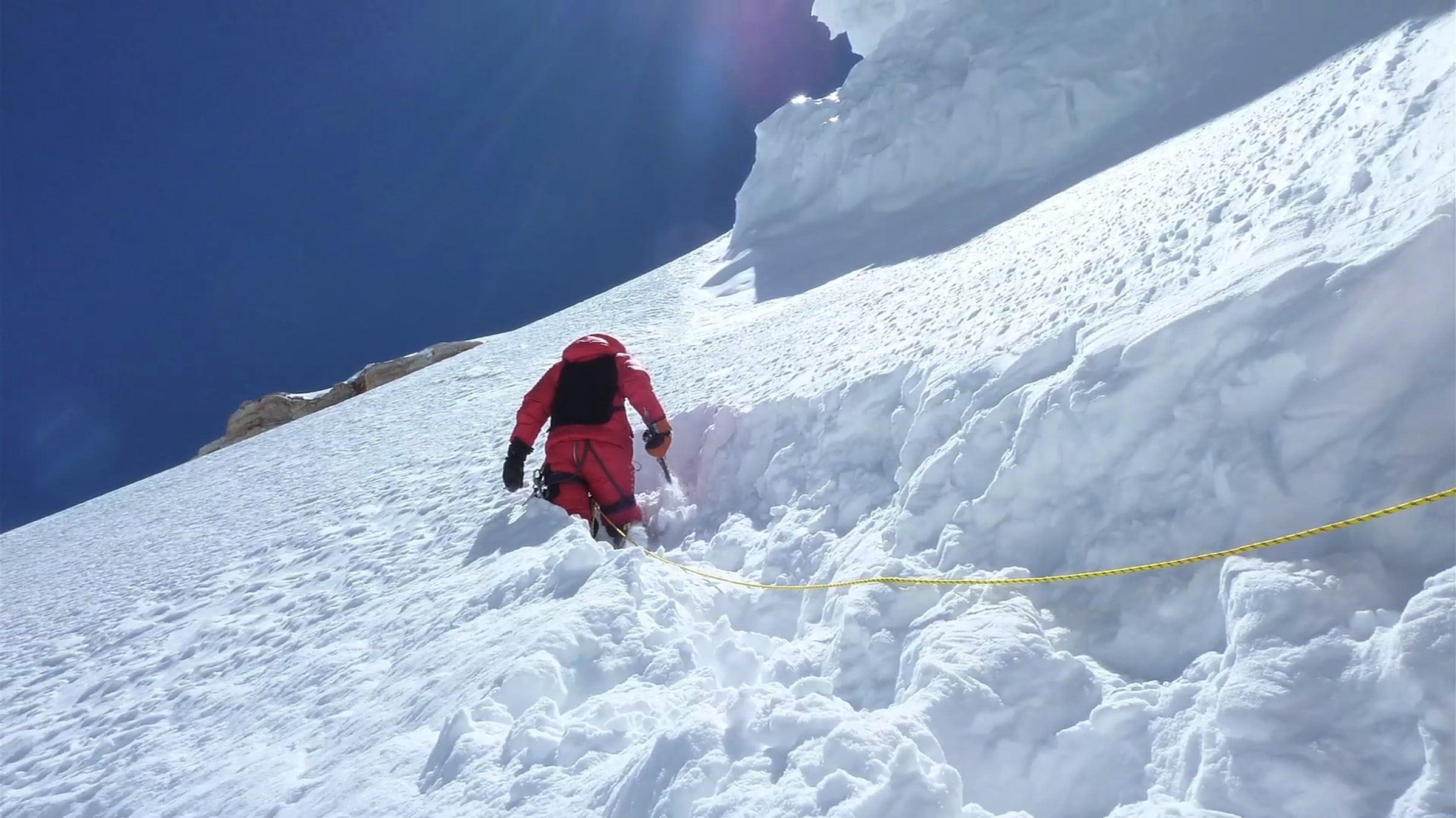 K2: Siren of the Himalayas backdrop