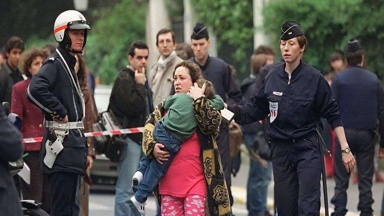 H.B. Human Bomb - Maternelle en otage backdrop