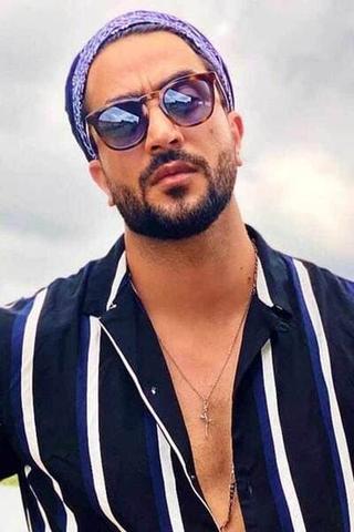 Aly Goni pic