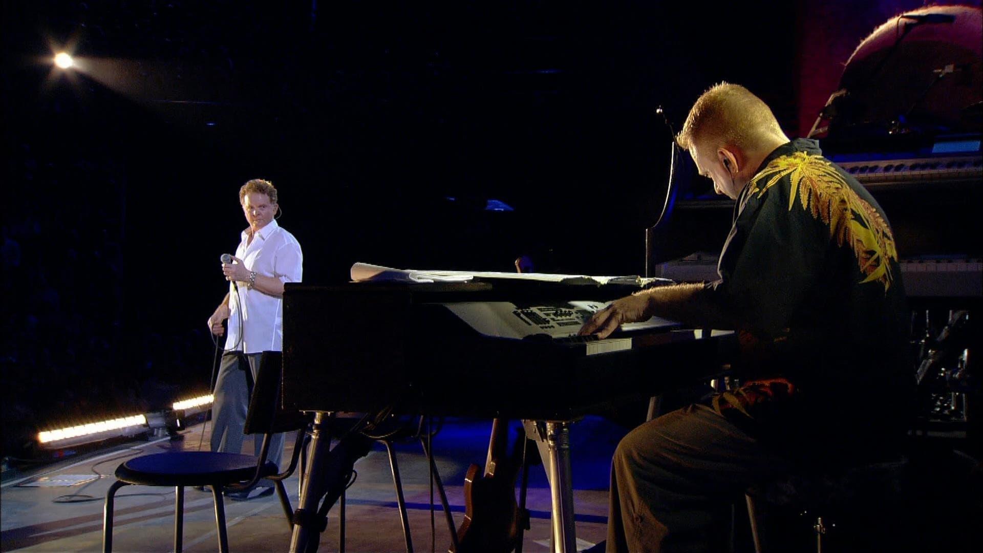 Simply Red: Home Live in Sicily backdrop