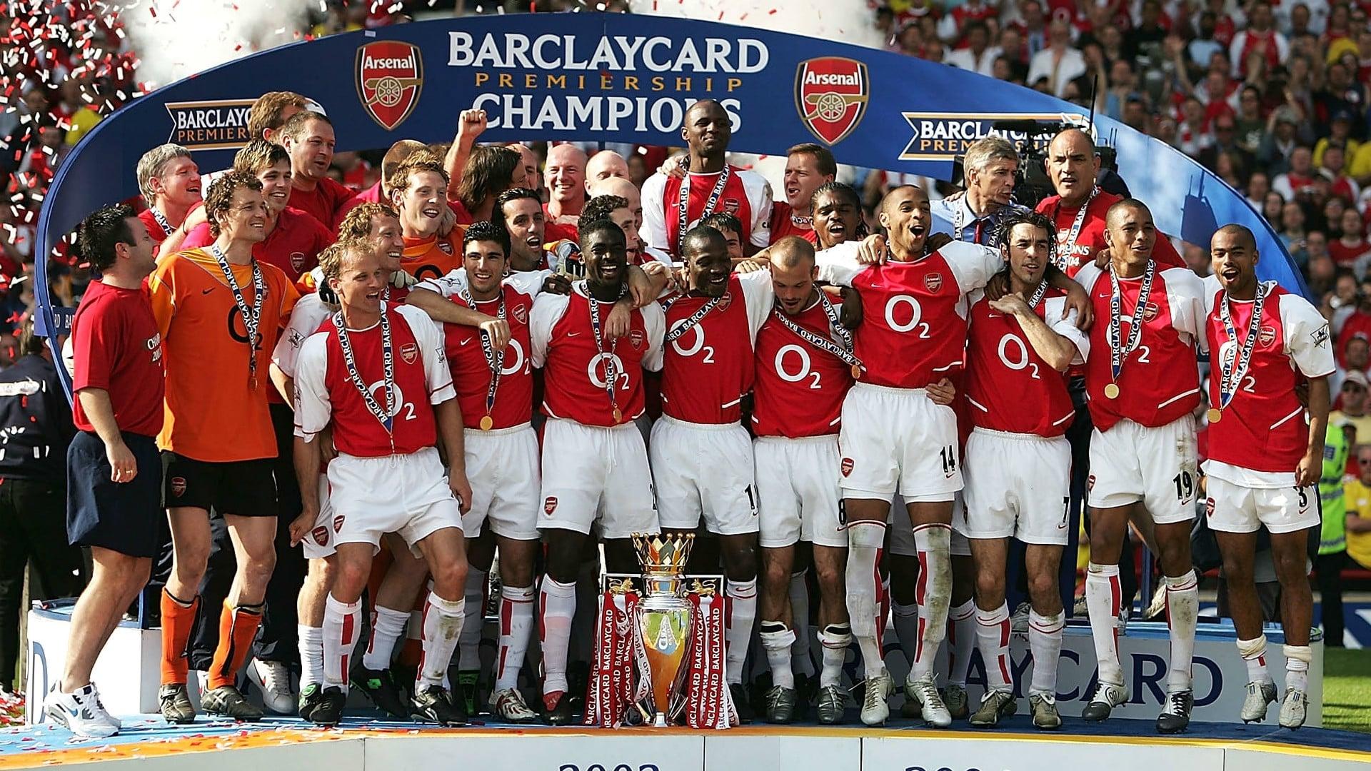 Arsenal Season Review 2003/2004: The Untouchables backdrop