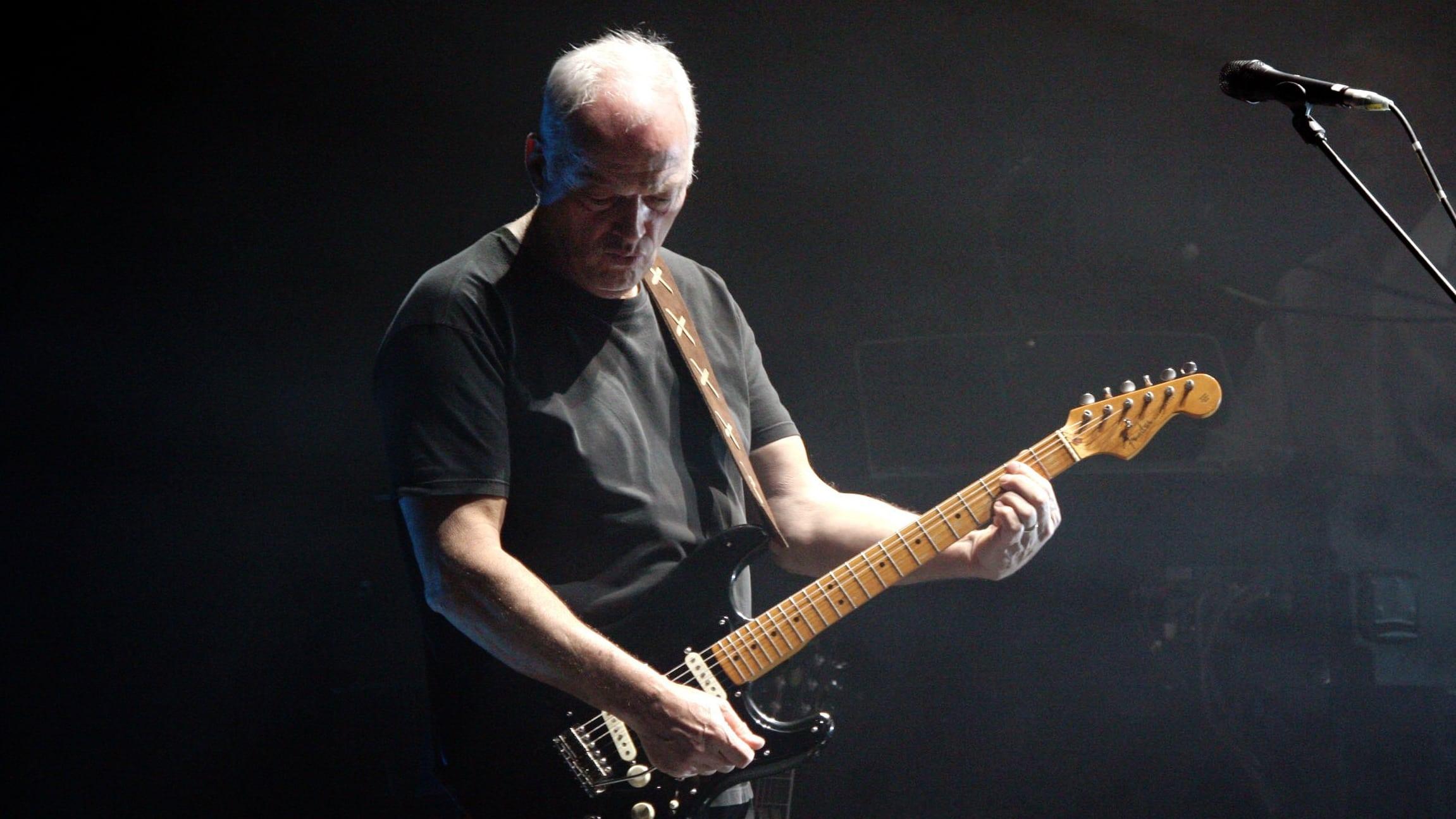David Gilmour : Live In Gdańsk backdrop