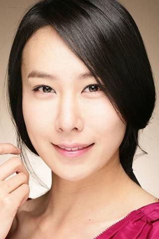 Lee Hwa-sun pic