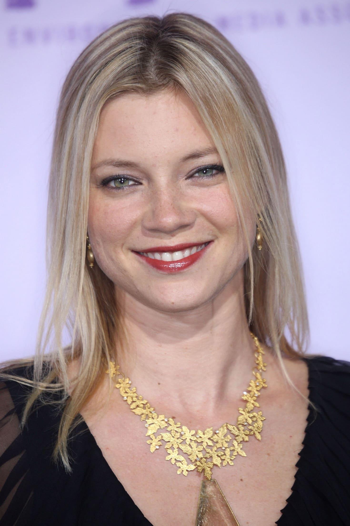 Amy Smart poster