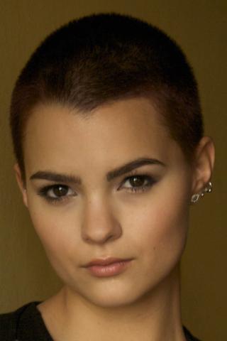 Brianna Hildebrand pic