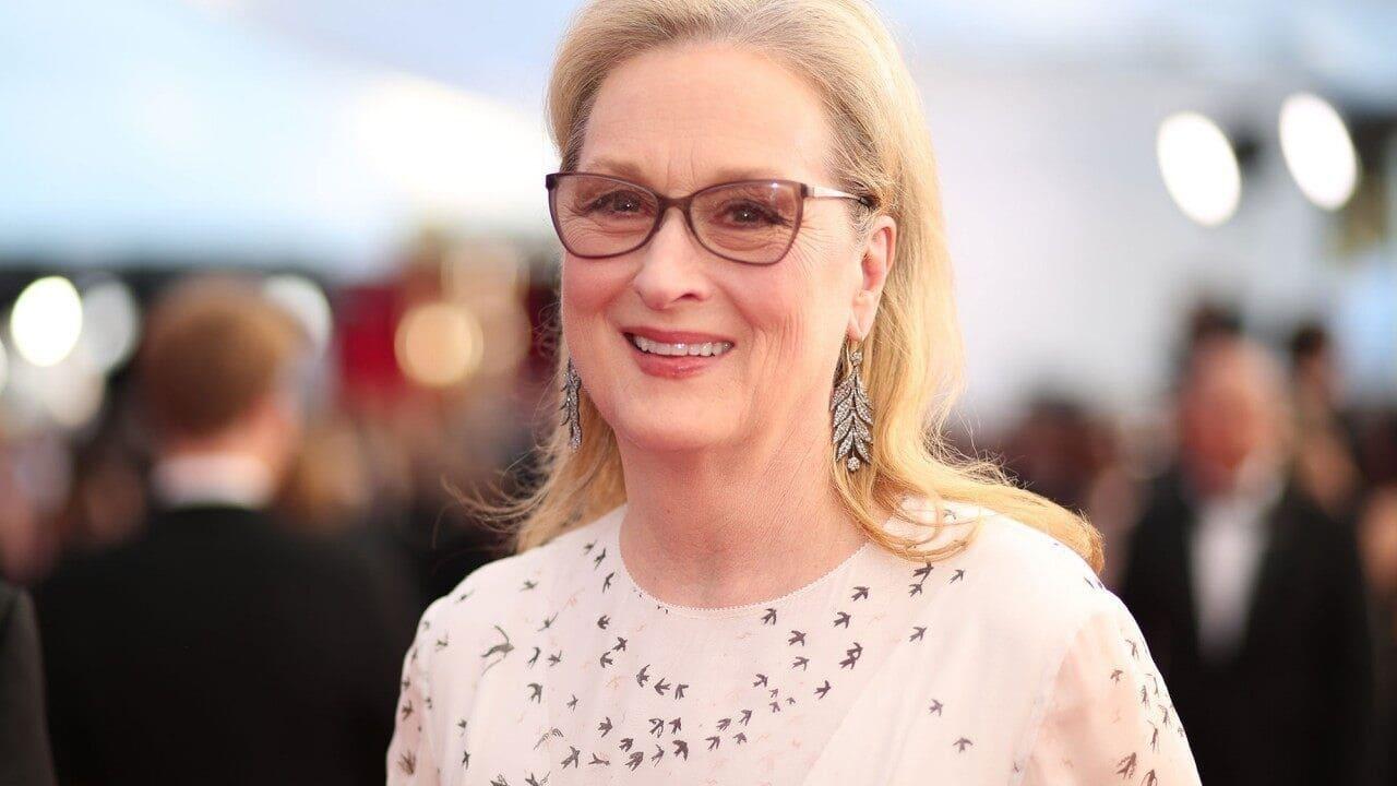 Meryl Streep: Mystery and Metamorphosis backdrop