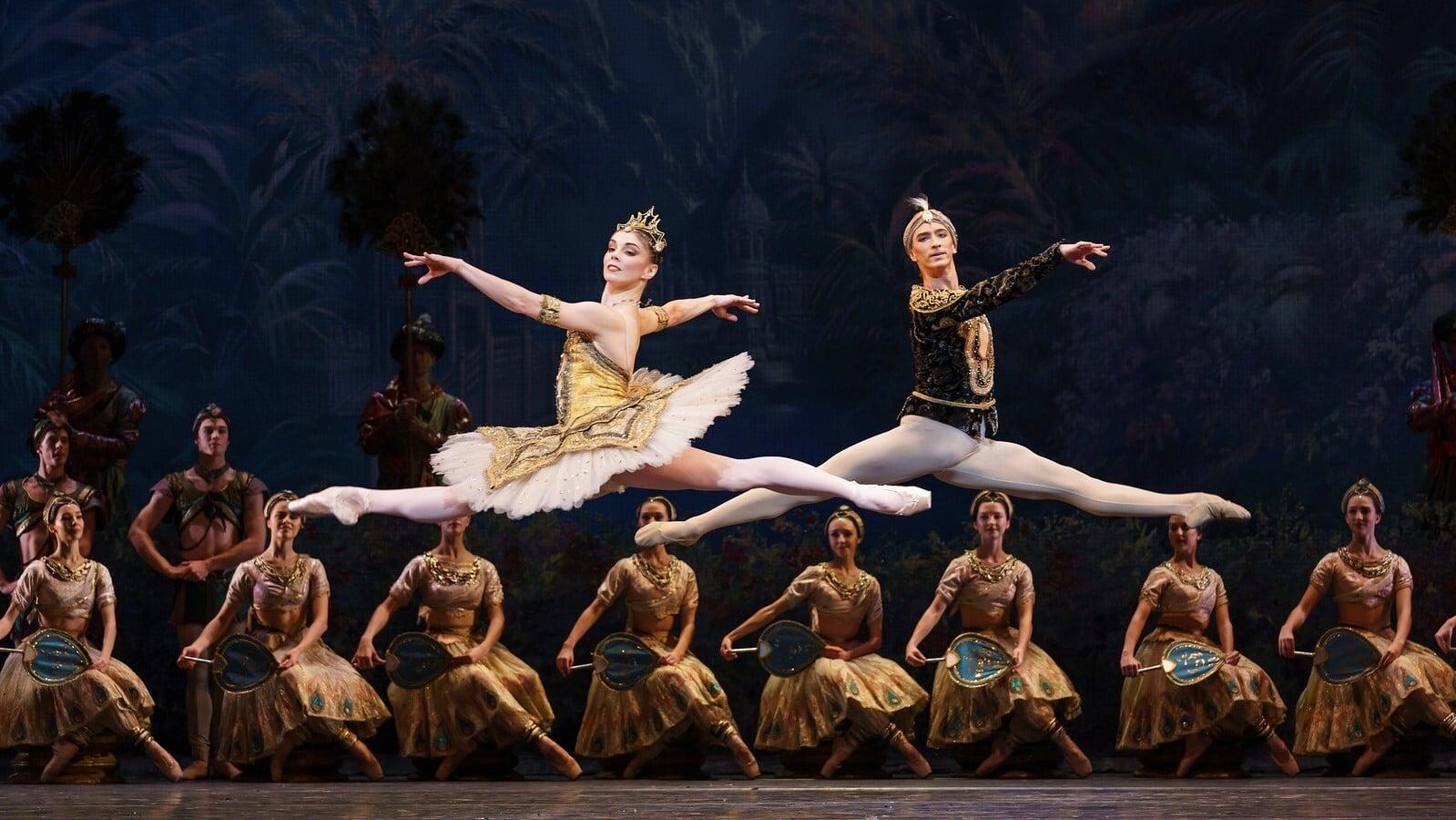 La Bayadère (Royal Ballet) backdrop