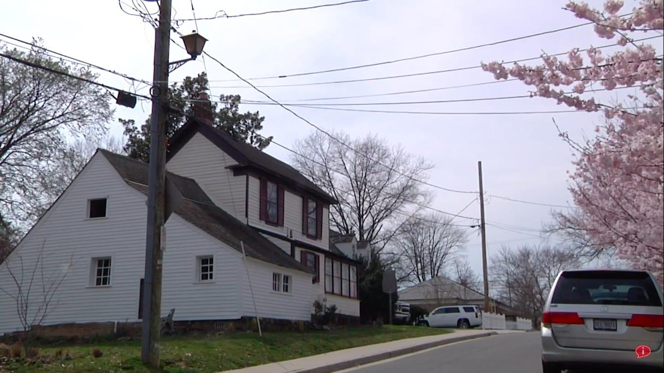 Document Historic Arlington: Ball-Sellers House backdrop