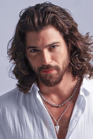 Can Yaman pic