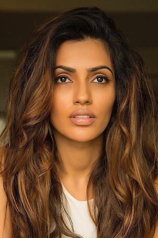 Akshara Gowda pic