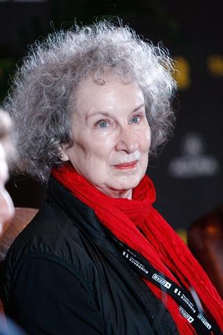 Margaret Atwood pic