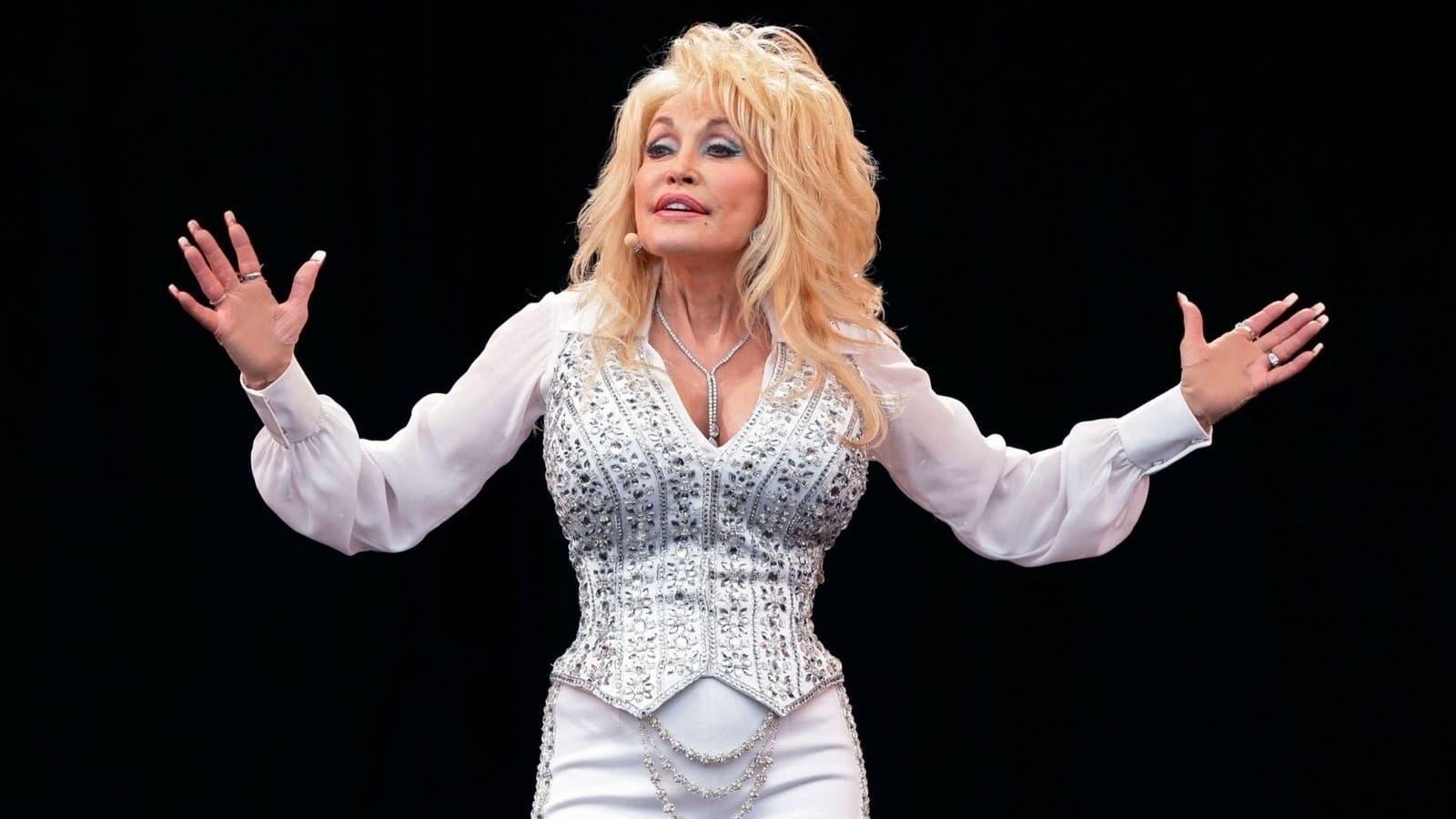 Dolly Parton at Glastonbury 2014 backdrop