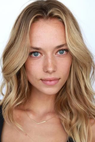 Hannah Ferguson pic