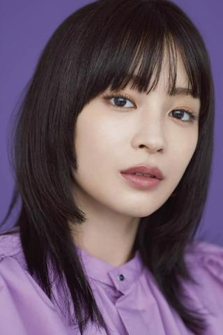 Suzu Hirose pic