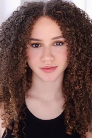 Chloe Coleman pic