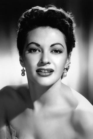 Yvonne De Carlo pic