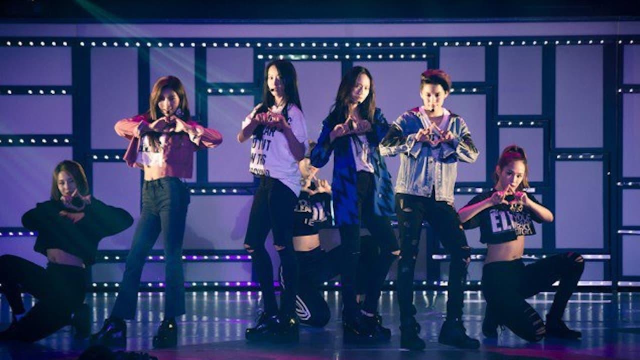 f(x) the 1st concert DIMENSION 4 - Docking Station in JAPAN backdrop