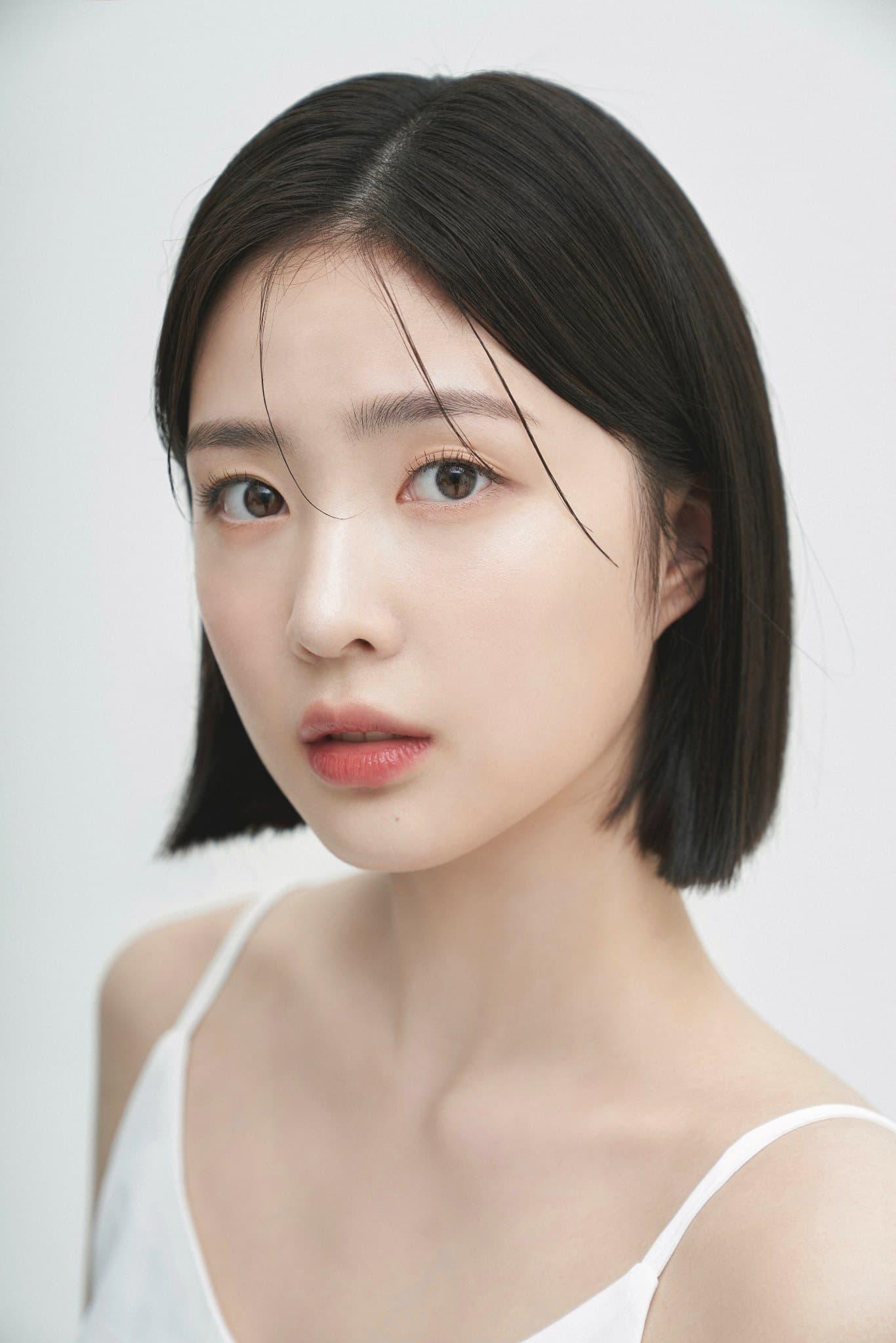 Shin So-hyun poster