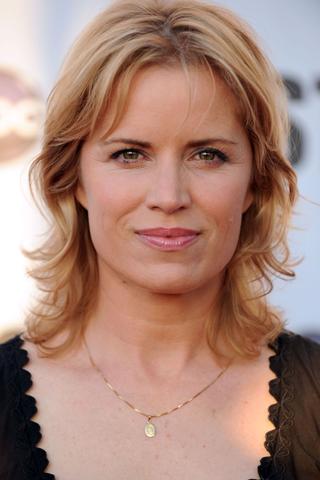 Kim Dickens pic