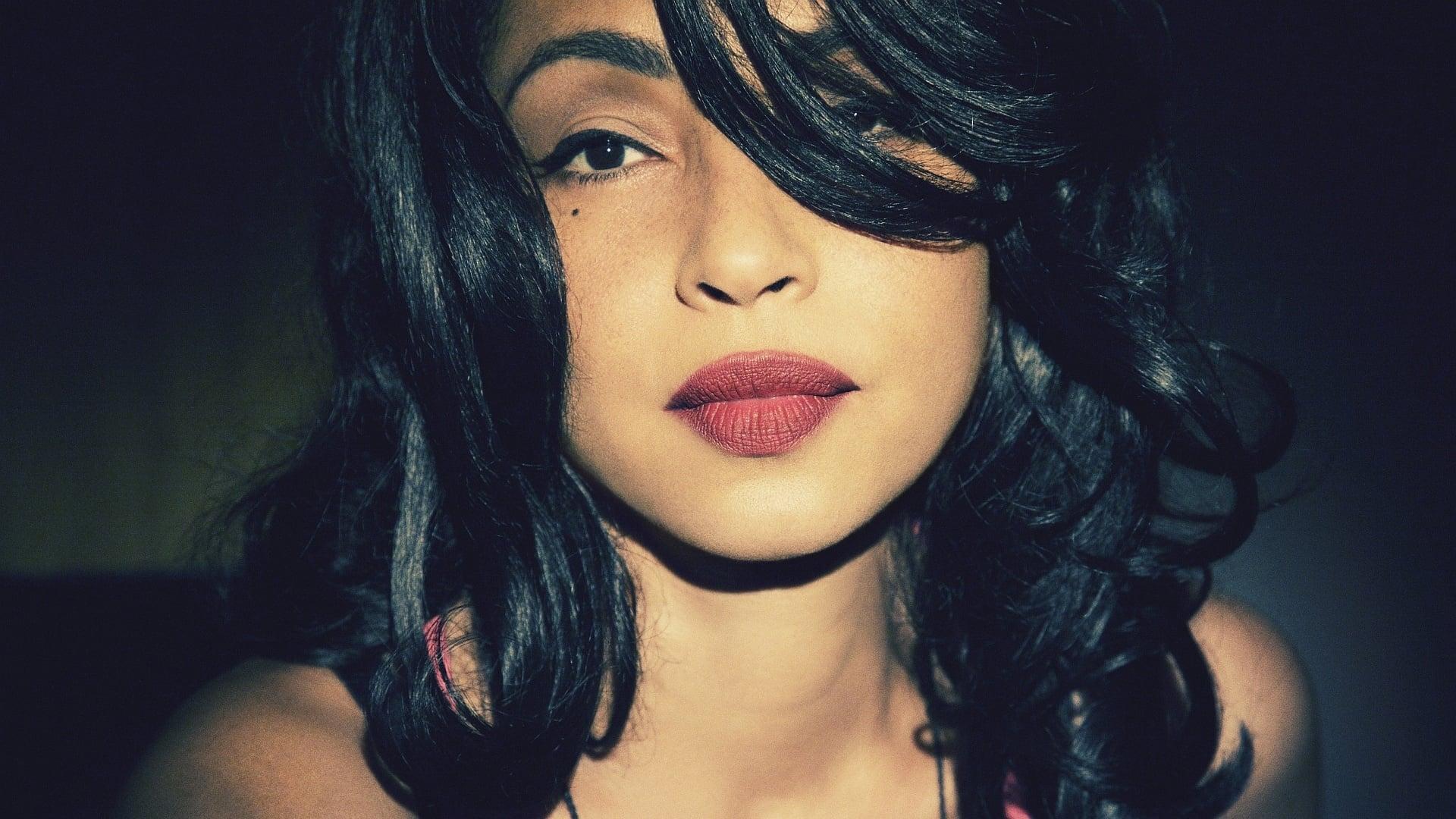 Sade - The Ultimate Collection backdrop