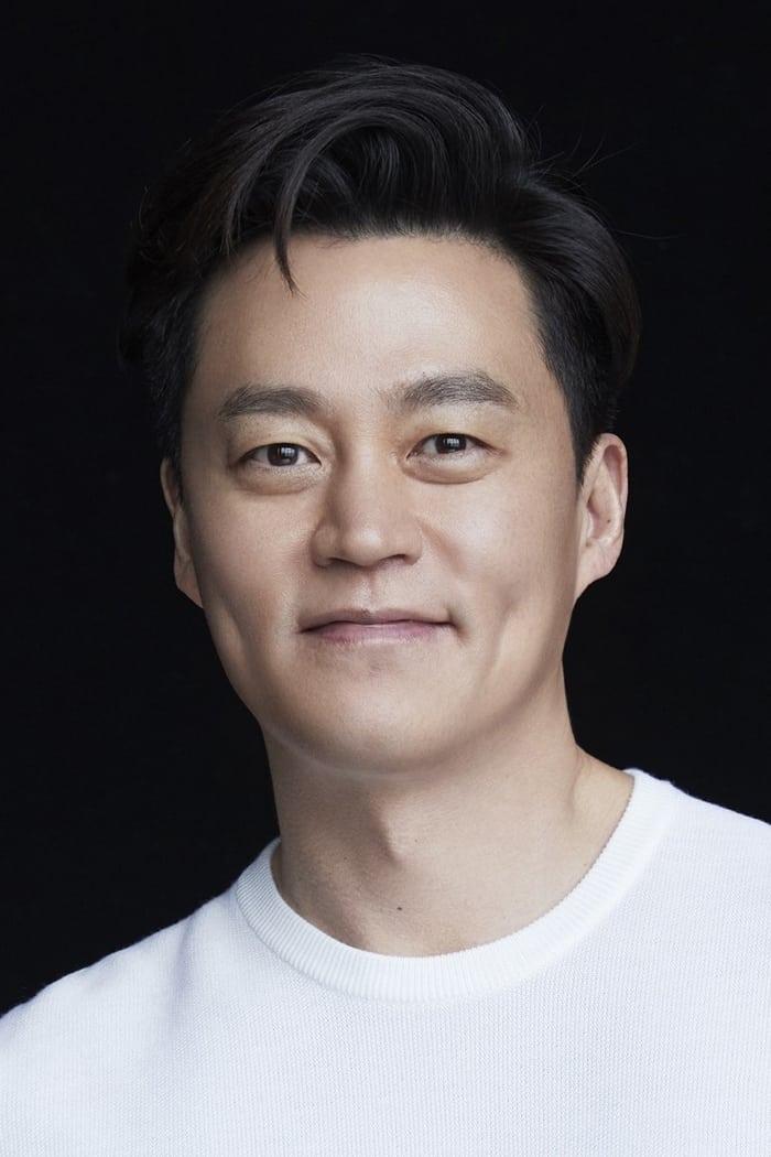 Lee Seo-jin poster