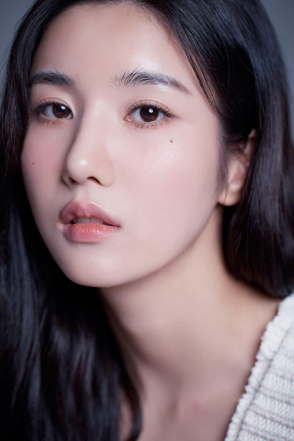 Kwon Eun-bi poster