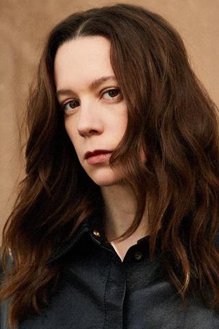 Chloe Pirrie pic