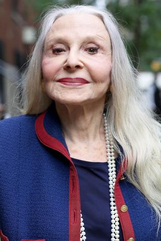 Joyce Carpati pic