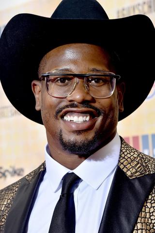 Von Miller pic