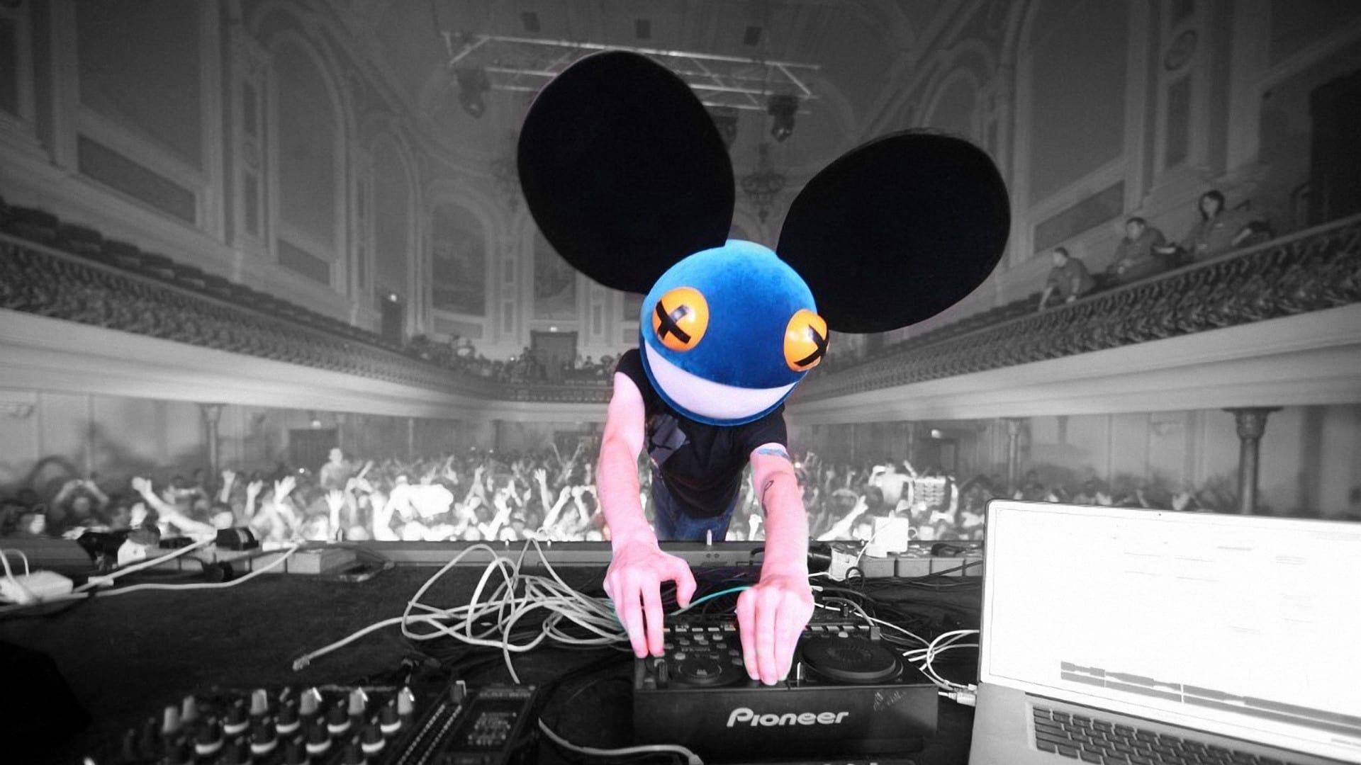 Deadmau5 - Live at iTunes Festival 2014 backdrop