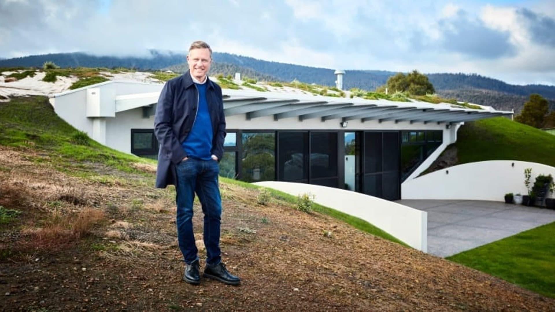 Grand Designs Australia backdrop