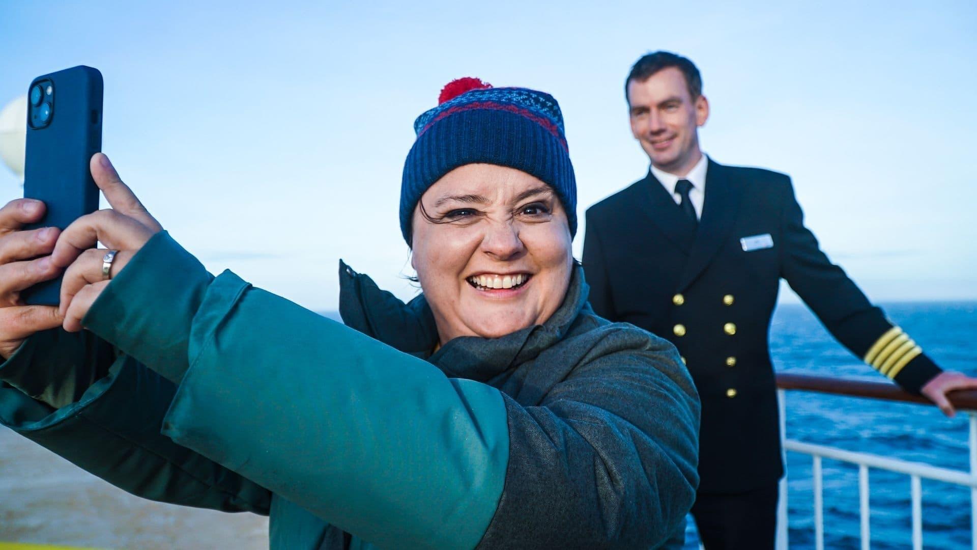 Christmas Cruising with Susan Calman backdrop