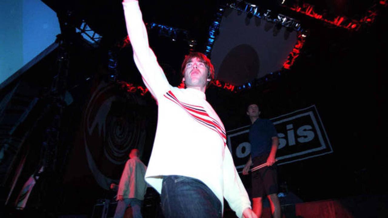 Oasis Knebworth 1996 (Sunday Night) backdrop